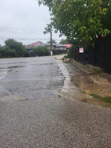 Teren Construcții intravilan de 1055 mp, în Comana