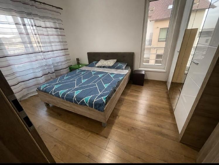 Apartament cu 2 camere nedecomandat în Aradului