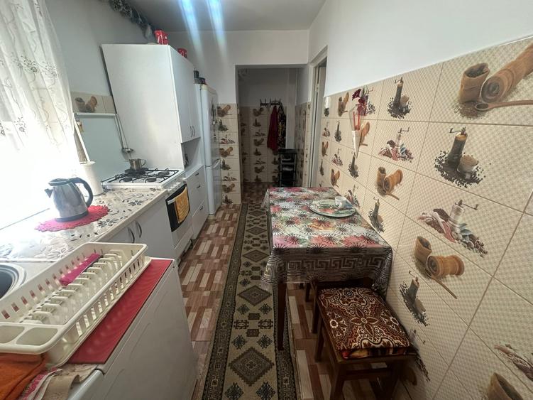 Apartament cu 2 camere decomandat, mobilat în Blaj