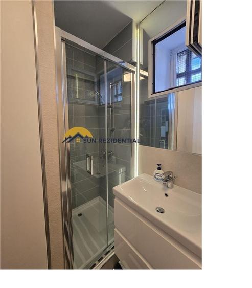 Apartament cu 3 camere în Grivița
