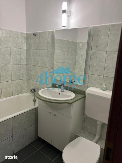 Apartament cu 3 camere în Tineretului