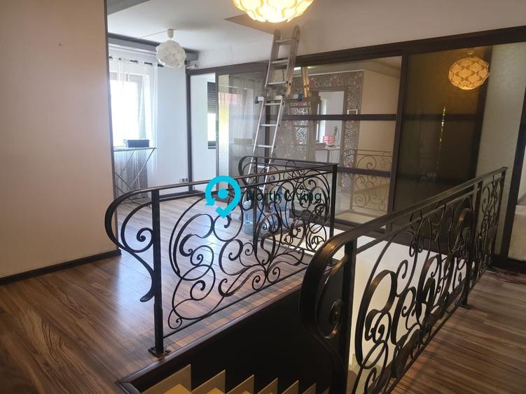 Casă individuală cu 10 camere cu Canalizare în Baicului