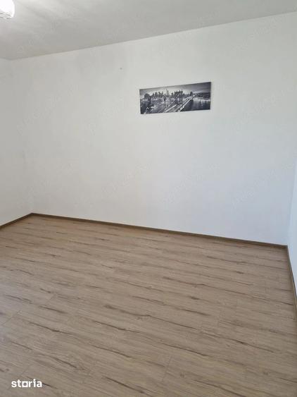 Garsoniera Metrou Titan, suprf. 30 mp, bloc reabilitat - 4
