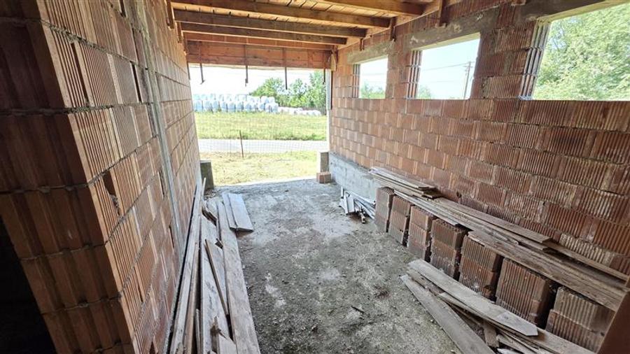 Casă individuală cu 3 camere cu Teren 5314 Mp în Răchitova