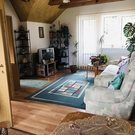 Casă individuală cu 8 camere cu Teren 260 Mp în Ultracentral