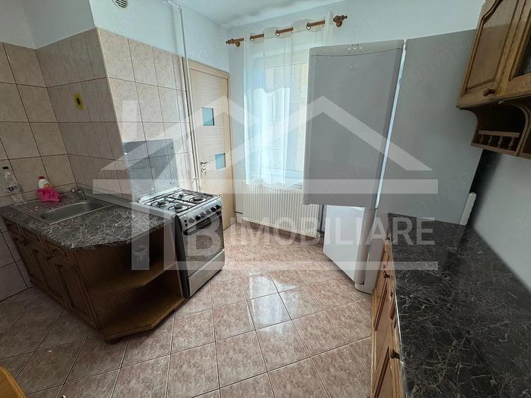 Apartament cu 2 camere decomandat în Pandurilor