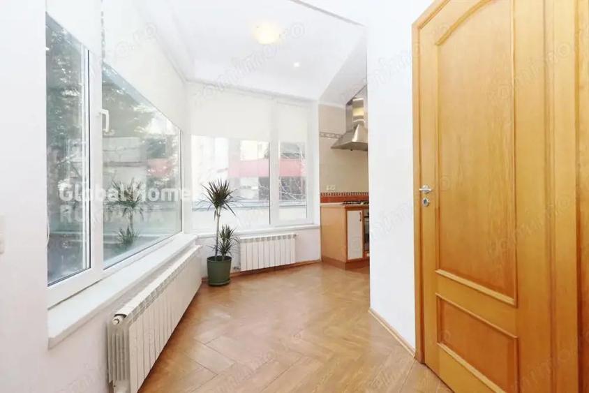 Apartament cu 3 camere semidecomandat, mobilat în Herăstrău
