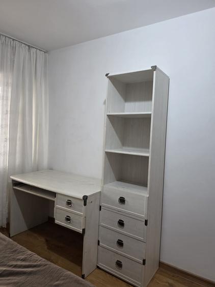Apartament cu 3 camere decomandat, mobilat în Centru Civic