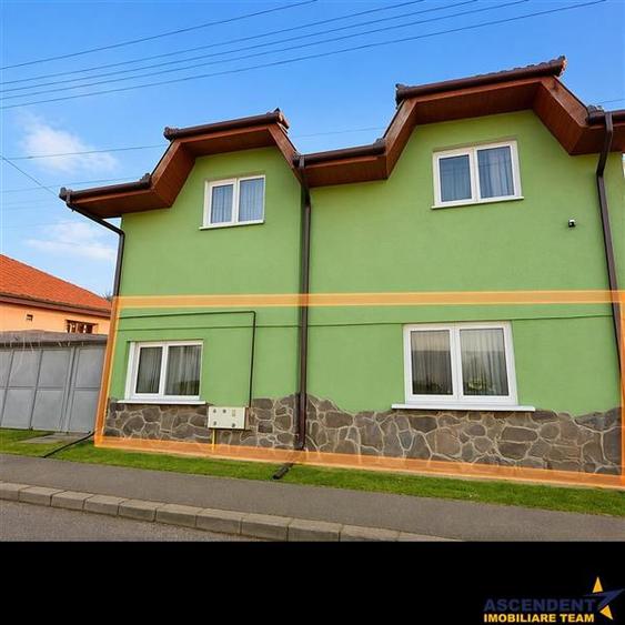 Duplex cu 4 camere cu Garaj în Gheorghe Doja