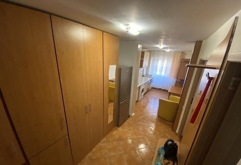 Garsonieră decomandată, mobilată în Lacul Tei