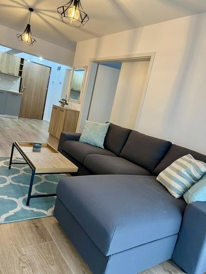 Apartament cu 2 camere semidecomandat, mobilat în Gheorgheni