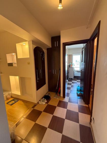 Apartament cu 2 camere decomandat, mobilat în Virtuții