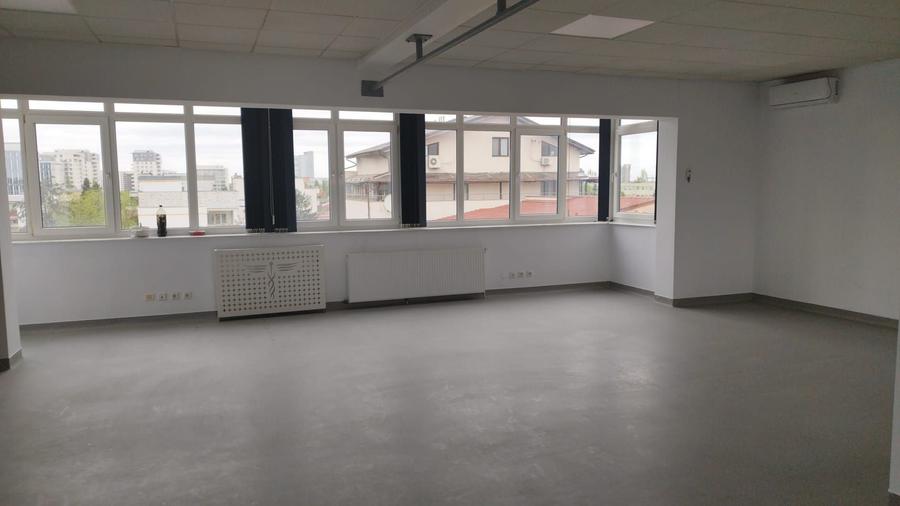 Spațiu comercial, de 236 mp, în Domenii