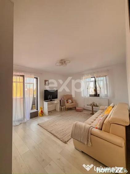 Apartament cu 2 camere decomandat în Trivale