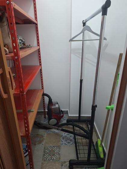 Apartament cu 2 camere semidecomandat în Berceni