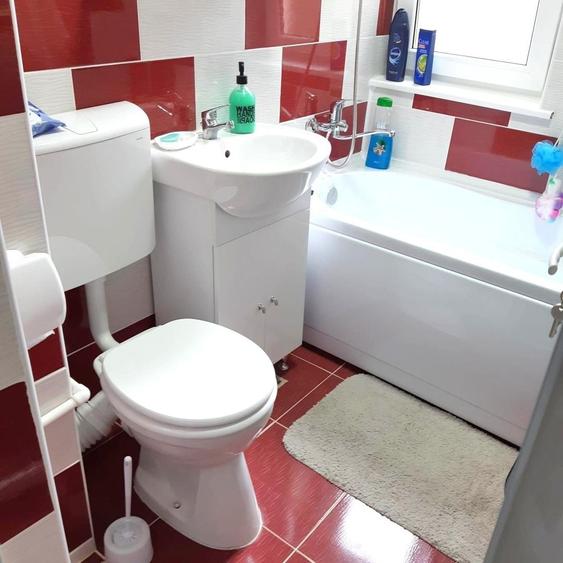 Apartament cu 2 camere decomandat, mobilat în Micro 19