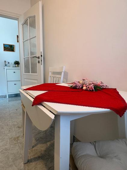 Apartament cu 3 camere decomandat, mobilat în Bucureștii Noi