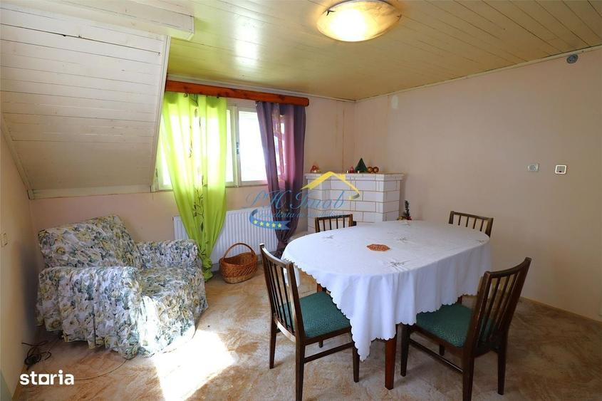 Casă cu 4 camere cu Teren 463 Mp în Central