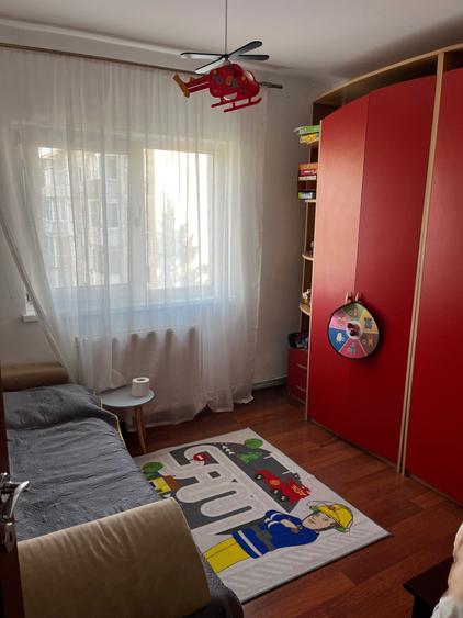 Apartament cu 2 camere decomandat în Dâmbovița