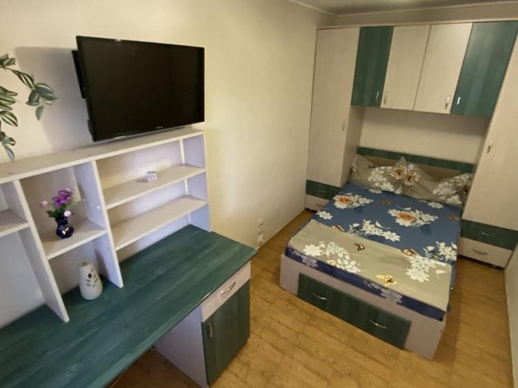 Inchiriez apartament 2 CAMERE,CONSTANTA, zona Scoala gimnaziala nr. 8, incepand cu luna octombrie - 5