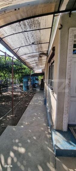 Casa cu 3 camere, anexe, curte si gradina - 11