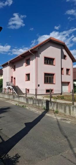 Casă individuală cu 5 camere cu Teren 806 Mp în Copou