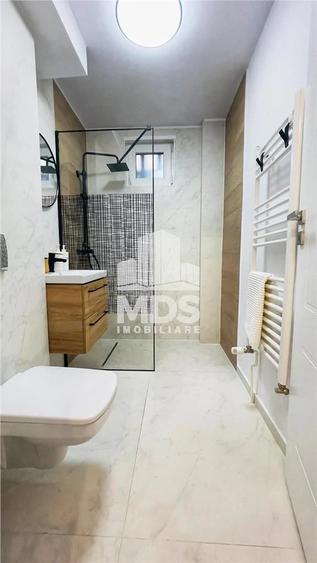 Apartament cu 2 camere semidecomandat în Central