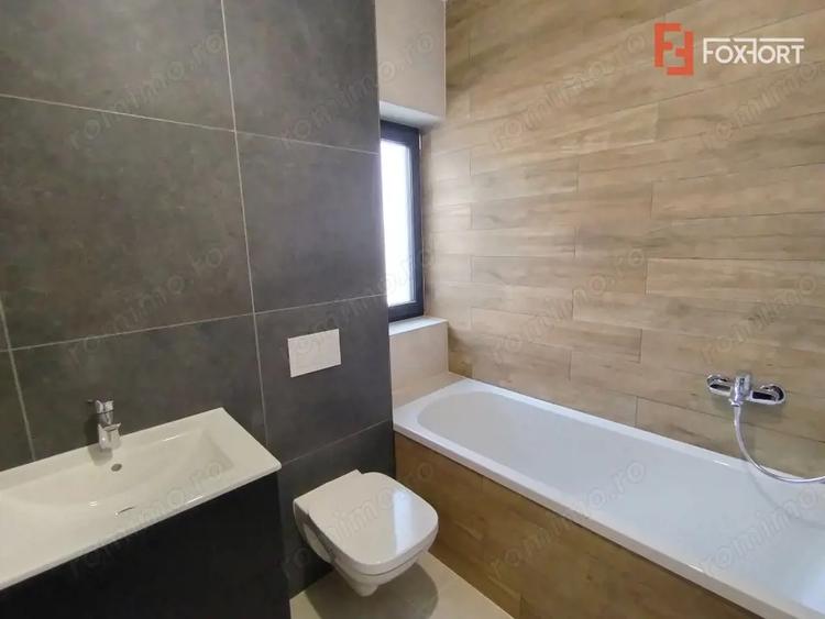 Casă cu 4 camere cu Canalizare în Buziașului