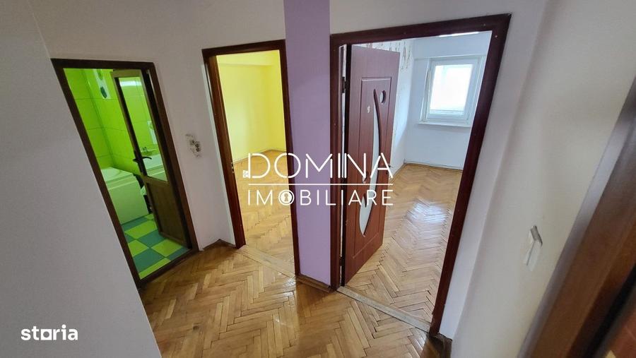 Vanzare apartament cu 3 camere, ULTRACENTRAL, 99 mp, strada Victoriei - 3