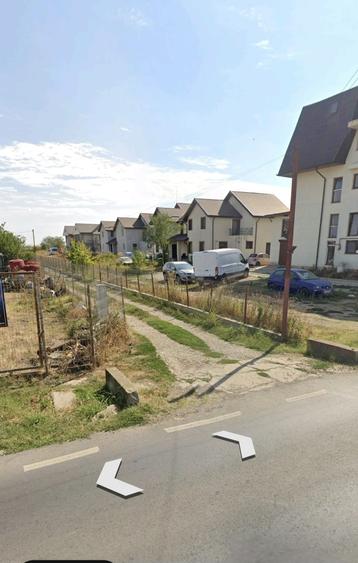 Teren Construcții intravilan de 2472 mp, în Dimieni