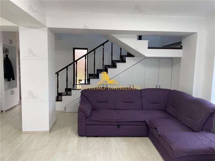 Duplex cu 4 camere cu Teren 800 Mp în Strejnicu