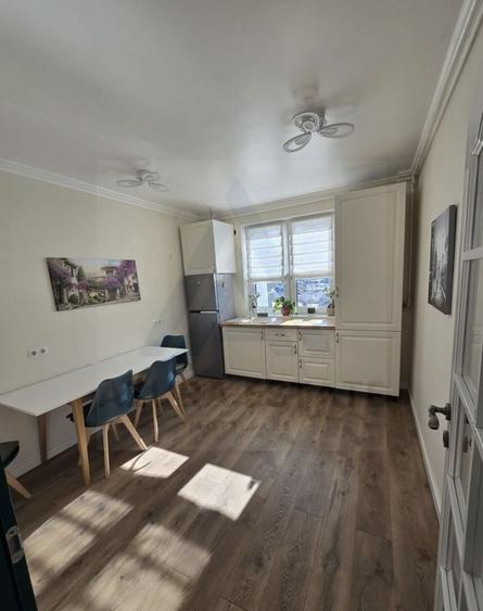 Apartament cu 2 camere decomandat, mobilat în Șelimbăr