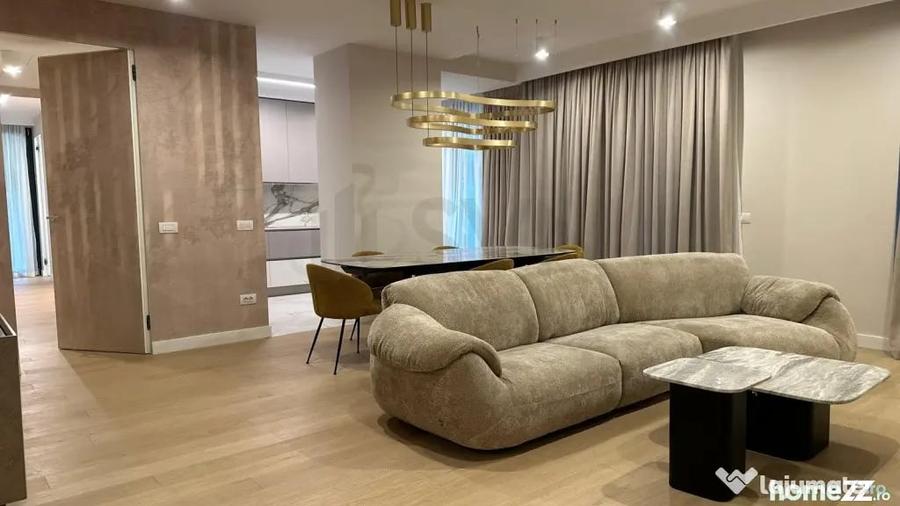 Apartament cu 4 camere decomandat în Aviatorilor