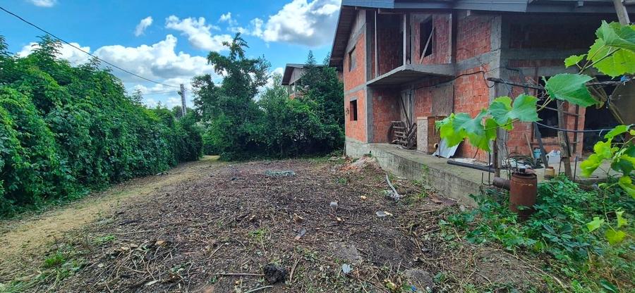 Casă individuală cu 3 camere cu Teren 450 Mp în Nicolina