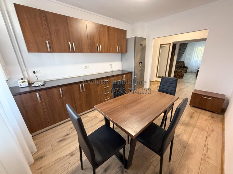 Apartament cu 3 camere decomandat, mobilat în Capitol