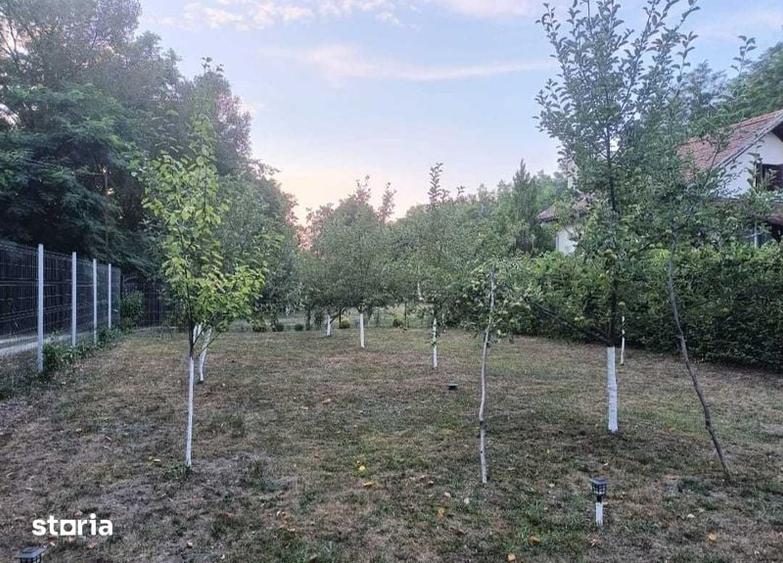 Casă cu 2 camere cu Teren 25 Mp în Central