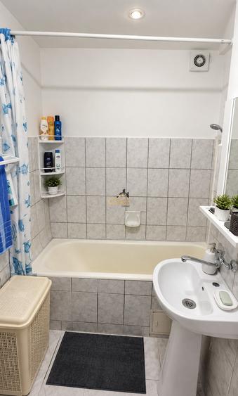 Garsonieră semidecomandată, mobilată în Mărăști