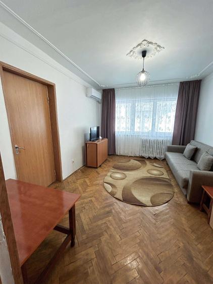 Apartament cu 2 camere decomandat în Valea Rosie