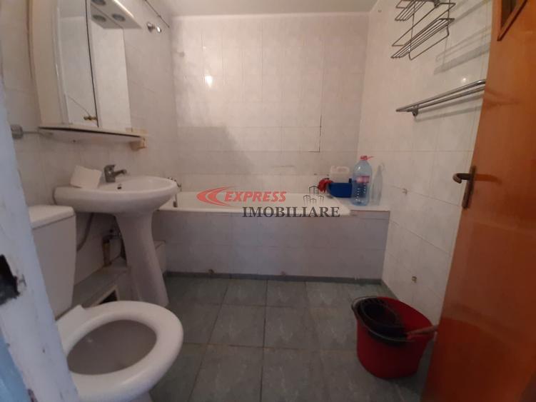 Apartament cu 3 camere decomandat în Dristor