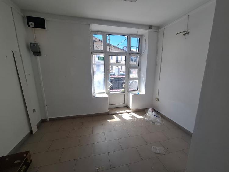 Spațiu comercial, de 25 mp, în Boul Roșu