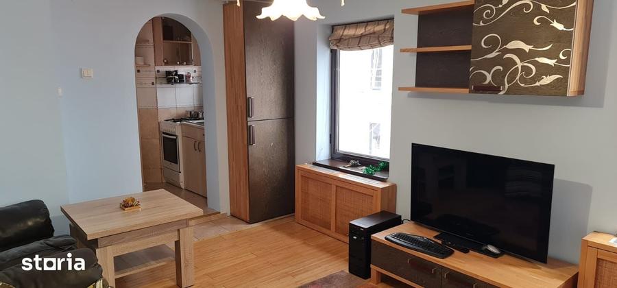 Apartament cu 2 camere semidecomandat în Eminescu