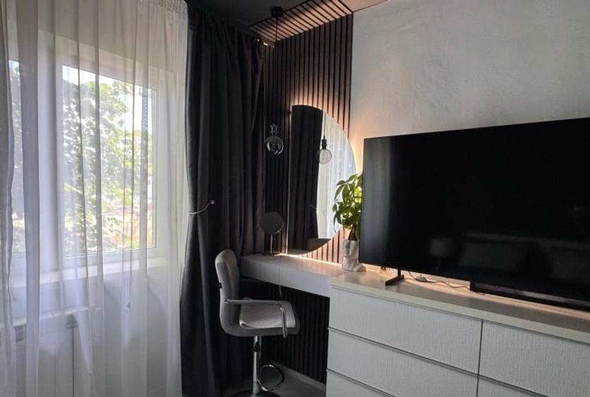 Apartament cu 2 camere semidecomandat în Dacia