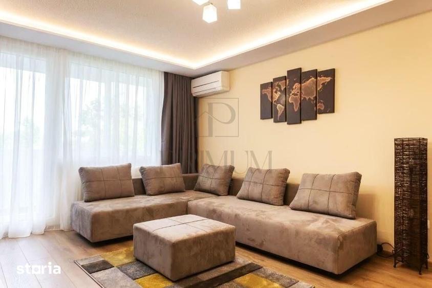 Apartament cu 3 camere semidecomandat în Central