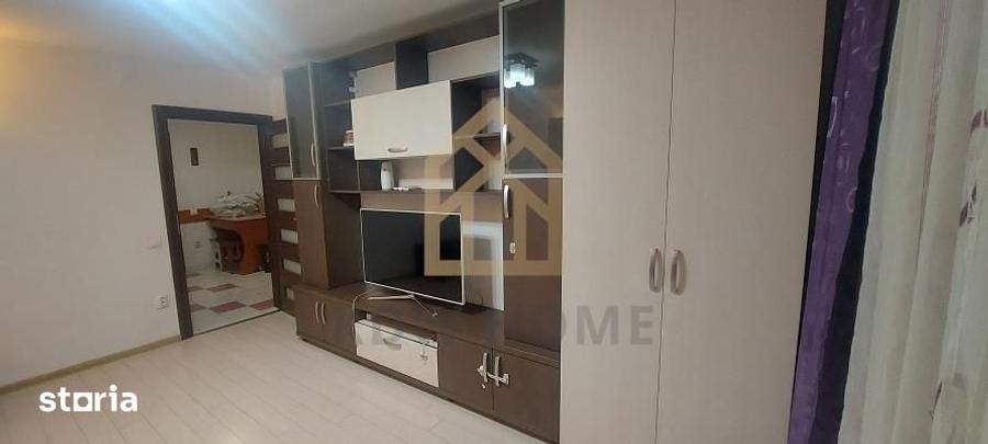 Apartament cu 2 camere decomandat în Centrul Civic