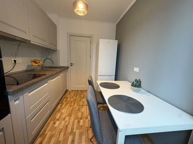 Apartament cu 3 camere în Titan