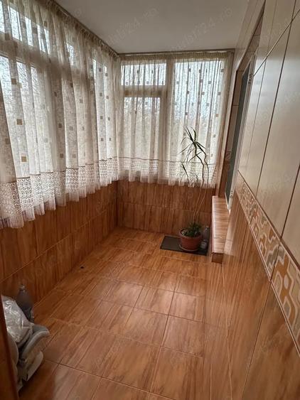 Apartament cu 2 camere decomandat în Aviației
