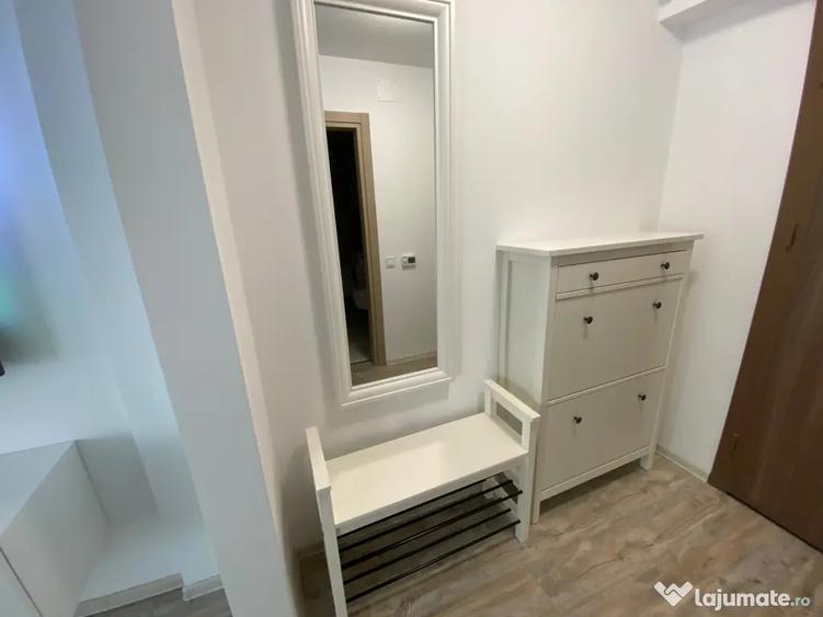 Garsonieră decomandată, mobilată în Nerva Traian