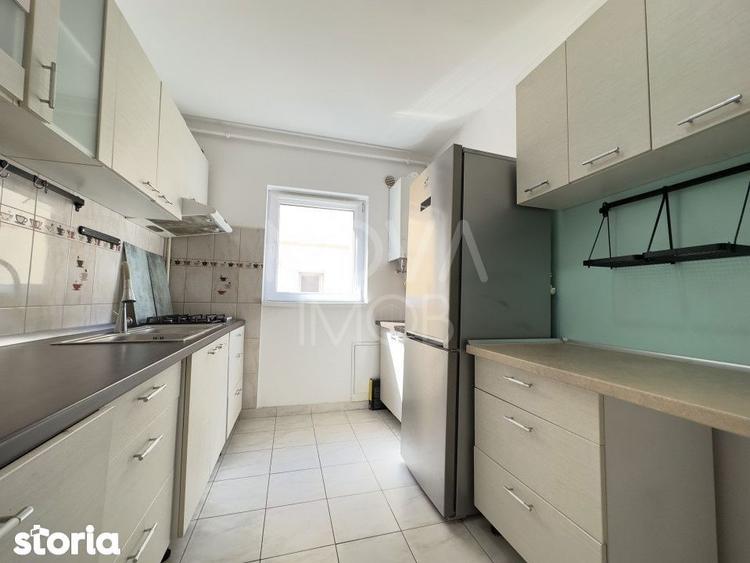 Apartament cu 3 camere, mobilat în Central