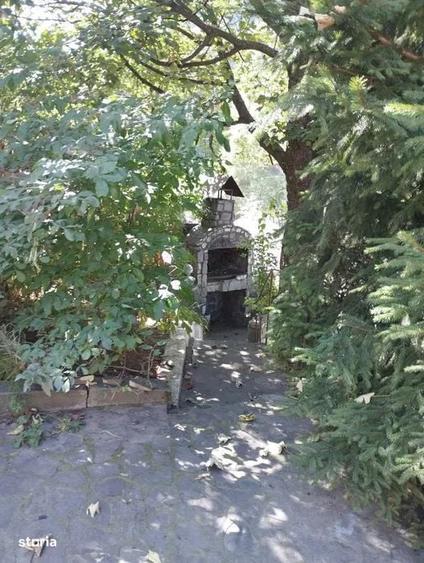 Casă cu 4 camere în Moieciu