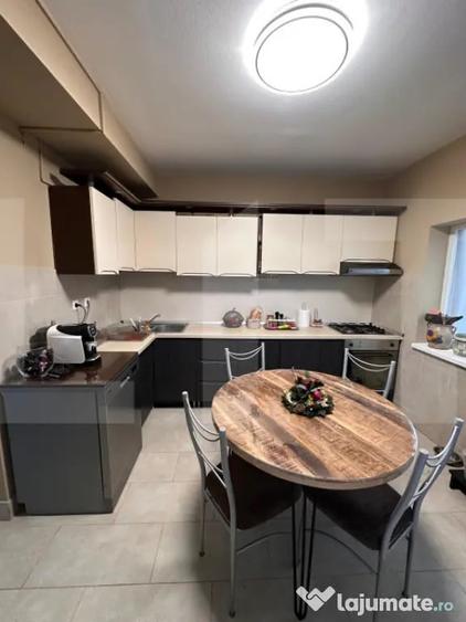 Casa spa?ioasa, de vanzare, cu 4 camere, 120 mp, zona Sel - 6